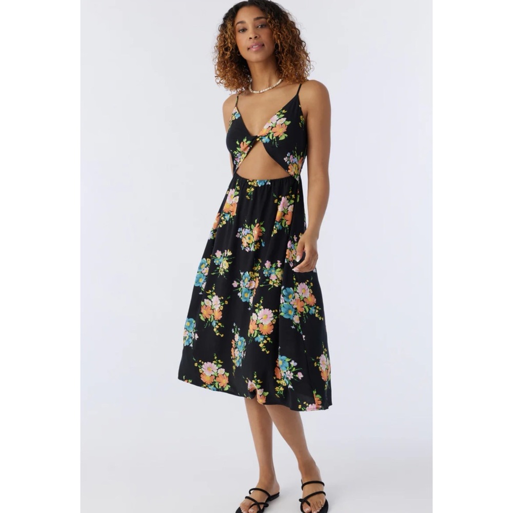 O’Neill Braylen Dress - Picture 2 of 7